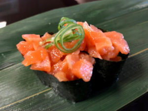 たたきサーモン